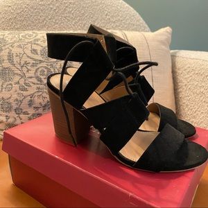 Merona Harriet lace up block heel sandal